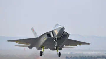 تحالف دفاعي مرتقب.. السعودية وتركيا تبحثان استثمارات ضخمة في مشروع المقاتلة الشبحية كآن